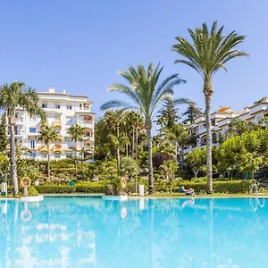Cozy Apartament In Golden Mile Marbella